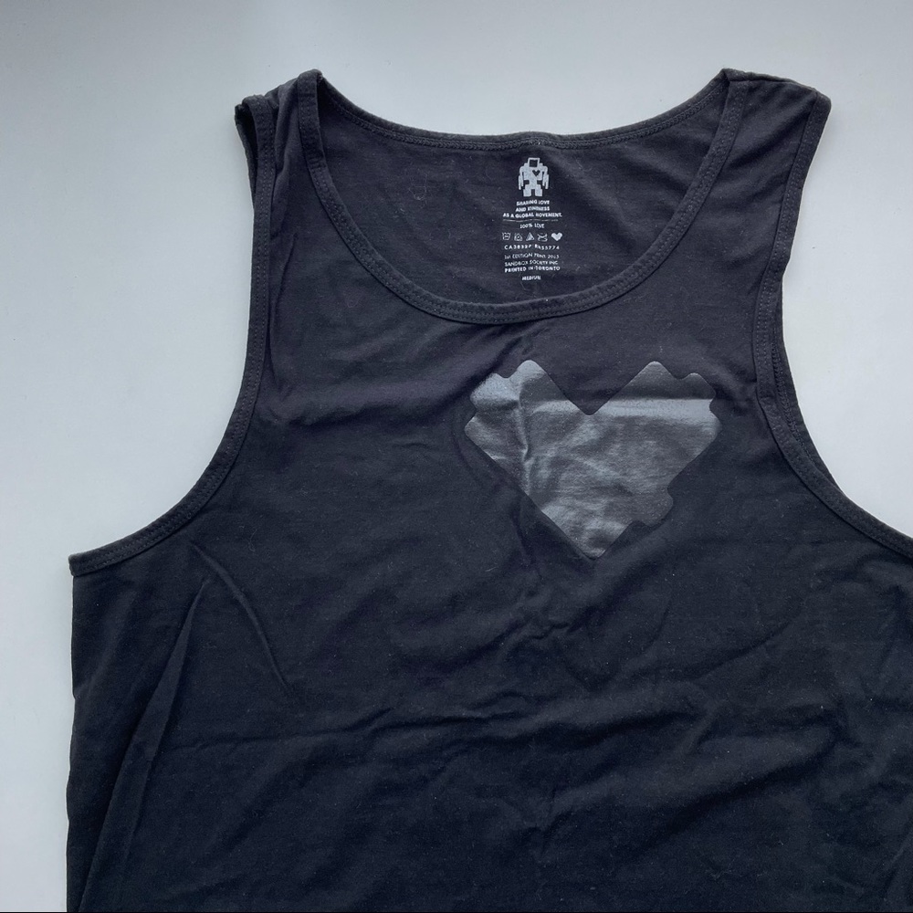 NWT Lovebot Hero Heart Tanktop